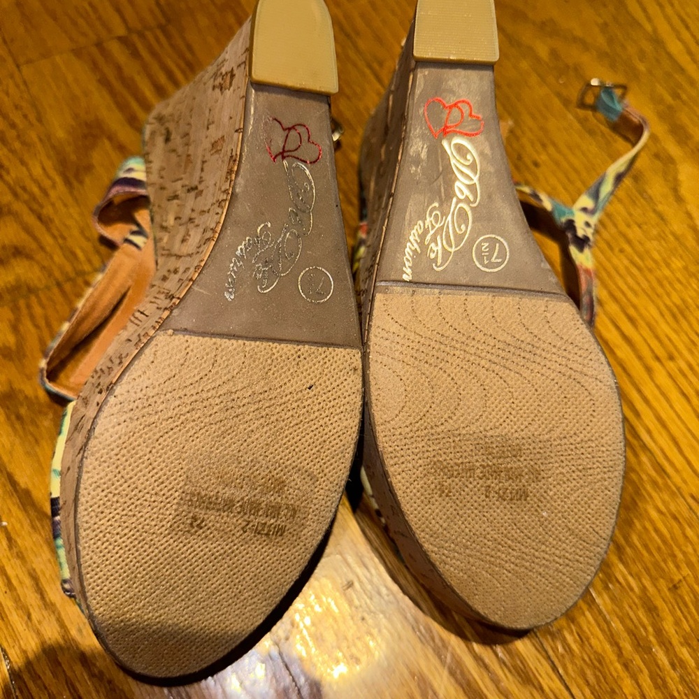 Colorful wedges - Picture 7 of 8